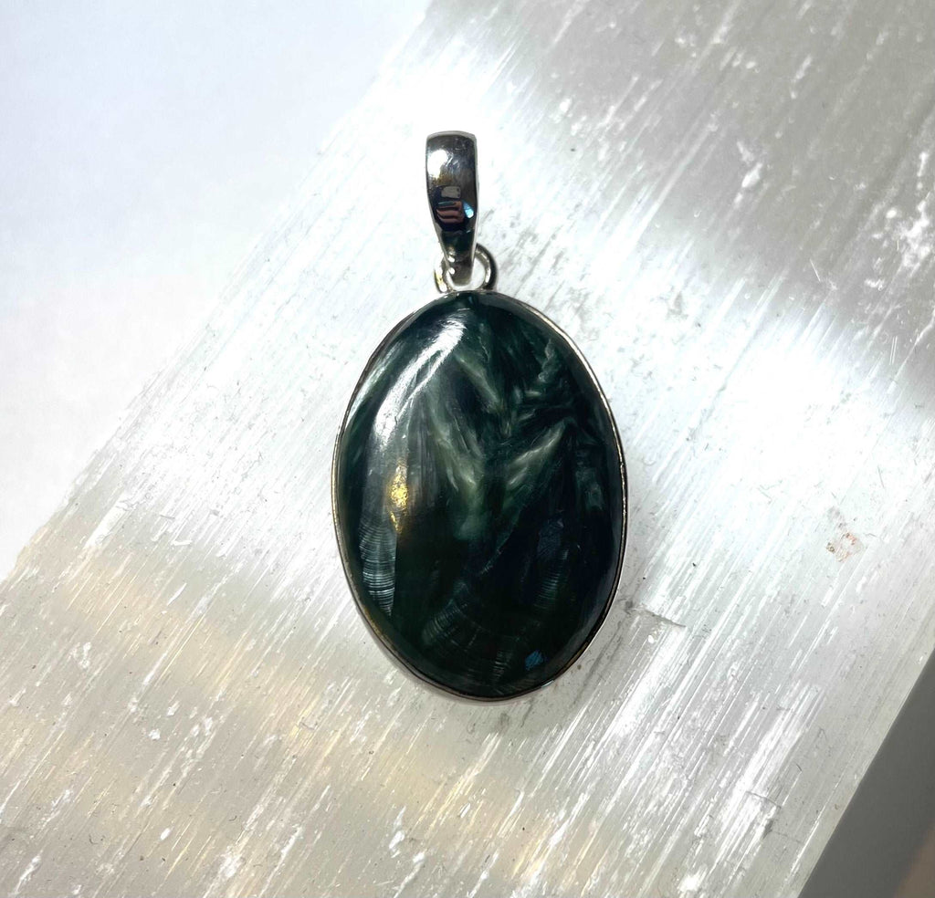 ::SERAPHINITE:: Pendants